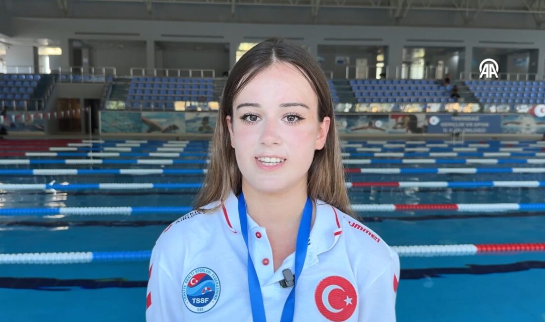 Genç sporcu Kardelen, dünya ikincisi olarak büyük bir başarı elde
