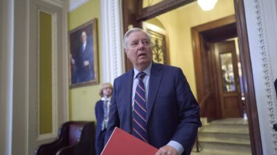 Güney Carolina'da ilk kadın senatör göreve başladı. Bu tarihi an,