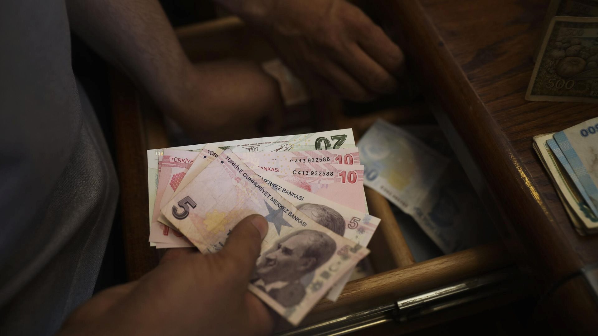 Haziran ayı enflasyon verileri yüzde 0,99 ile açıklandı. Piyasa ve
