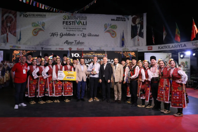 İnegöl Festivalinde Halk Dansları Coşkusu