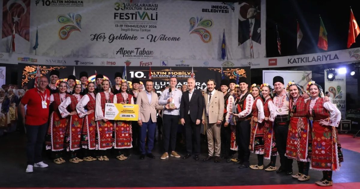 İnegöl Festivalinde halk dansları gösterileriyle dolu coşkulu anlar ve kültürel