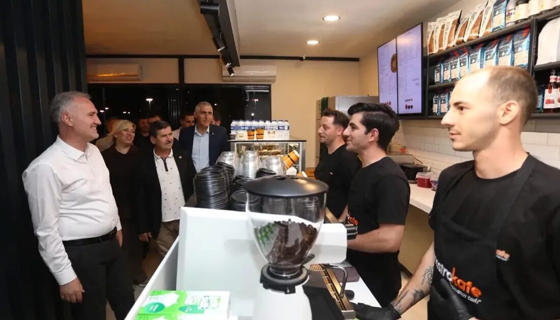 İnegöl'de Gastro Kafe'nin yeni şubeleri açıldı. Kaliteli hizmet ve lezzetli
