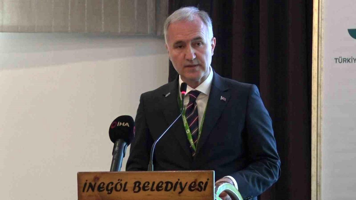 İnegöl’de gerçekleştirilen iklim değişikliği konferansı, sürdürülebilirlik ve çevre bilincinin artırılması