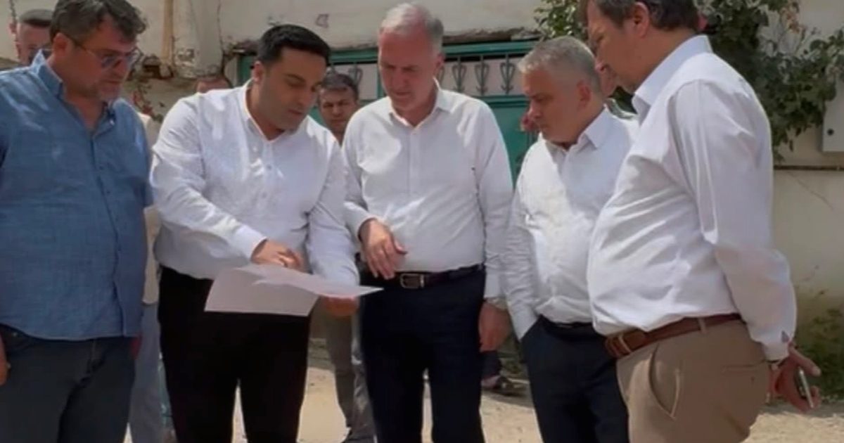 İnegöl'de kırsal mahallelerde parke çalışmaları hız kazanarak yaşam kalitesini artırmaya