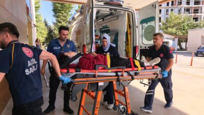 İnegöl'de motosiklet dereye uçtu, sürücü yaralandı. Olayla ilgili detaylar ve