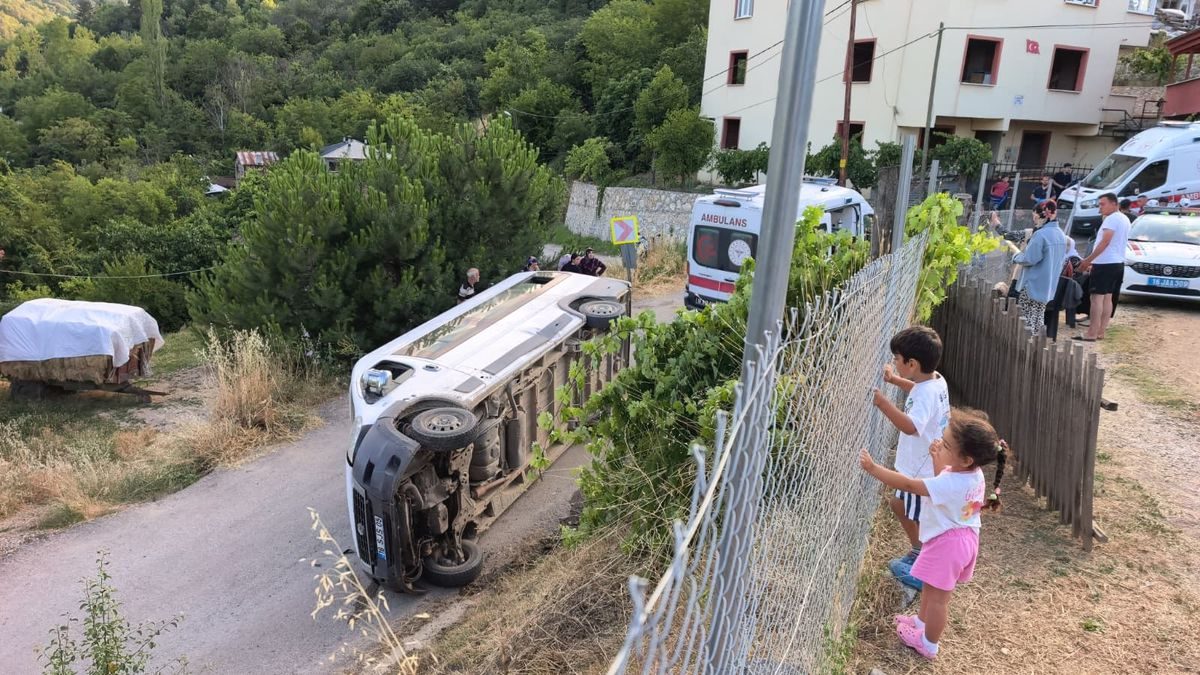 İnegöl'de tarım işçilerini taşıyan minibüsün kaza yapmasıyla ilgili detaylar ve