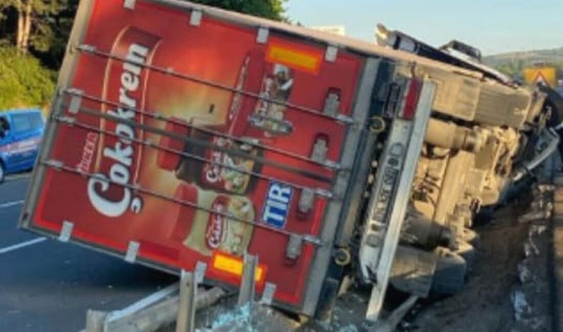 İnegöl’de TIR kazası sonrası gerçekleştirilen kurtarma çalışmaları hakkında detaylı bilgi.