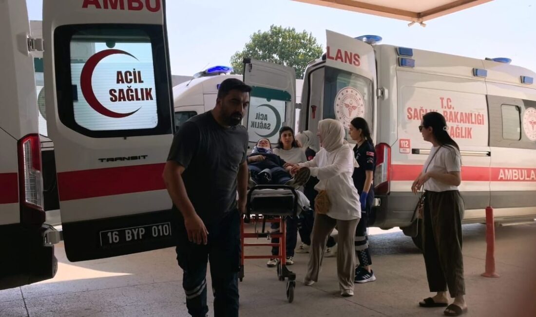 İnegöl'de gerçekleşen trafik kazasında 3 kişi yaralandı. Olayla ilgili detaylar