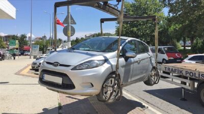 İstanbul'da araç çekme ve yediemin otopark ücretlerine büyük zam geldi.