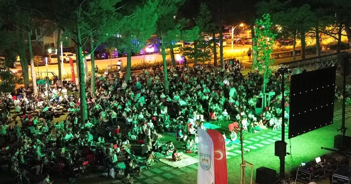 İznik'te yaz ayları etkinlikleri devam ediyor. Tarihi ve kültürel zenginliklerle