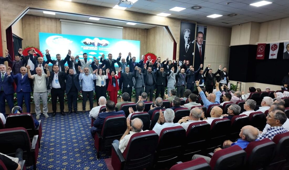 Kestel’de gerçekleştirilen MHP kongresi, partinin yeni yönetişim ve vizyonunu belirleyen