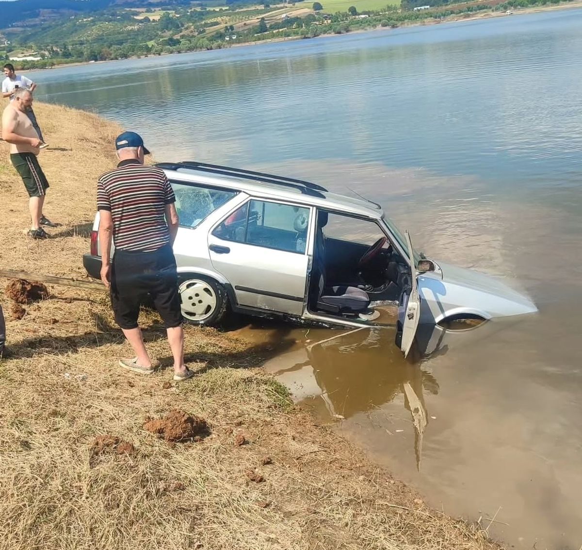 Kestel'de yaşanan kazada otomobil barajdan uçtu. Olayla ilgili detaylar ve