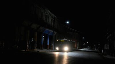 Küba elektrik kesintileri ve krizle mücadele ediyor. Güncel gelişmeler ve