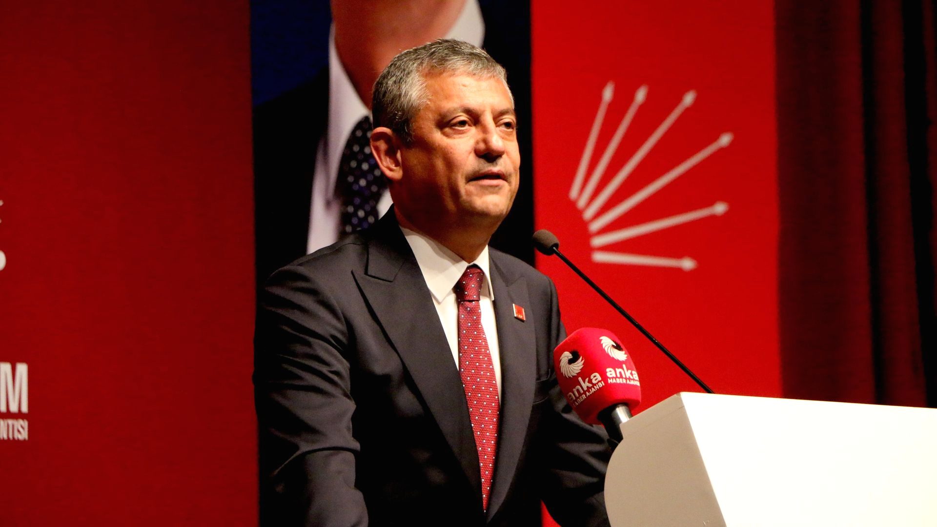 Milletvekillerinin dokunulmazlık dosyaları TBMM'ye sunuldu. Güncel gelişmeler ve detaylar burada.