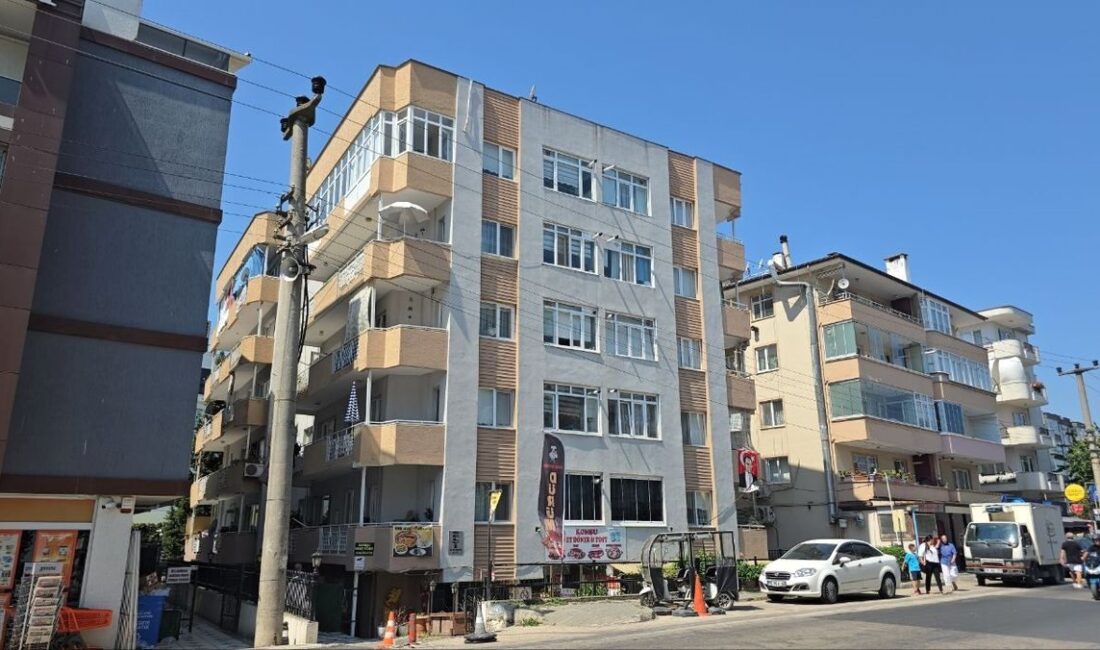 Mudanya'da eşini boğaz kesiciyle öldüren şüpheli hakkında detaylar, olayın detayları