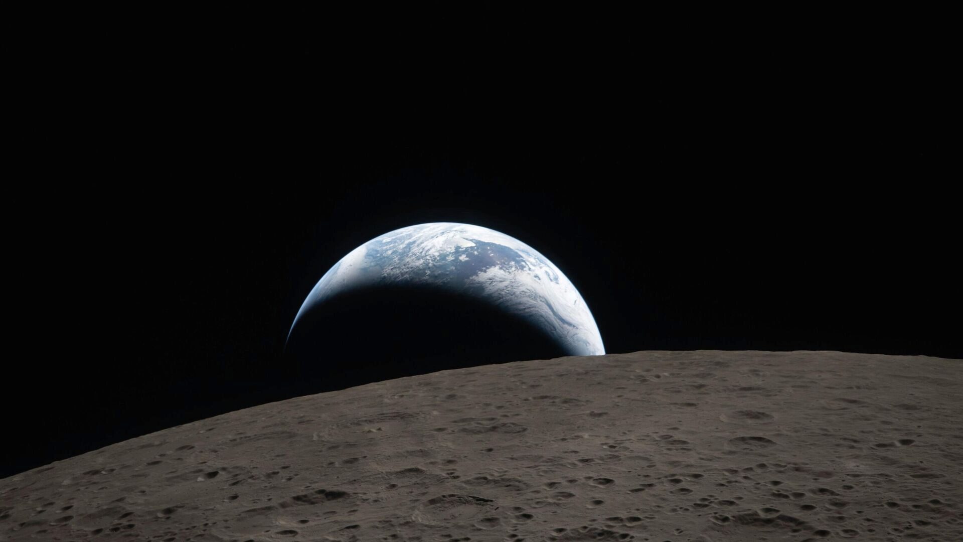 NASA, Ay üssü kurma çalışmalarını hızlandırarak uzay keşiflerinde yeni bir
