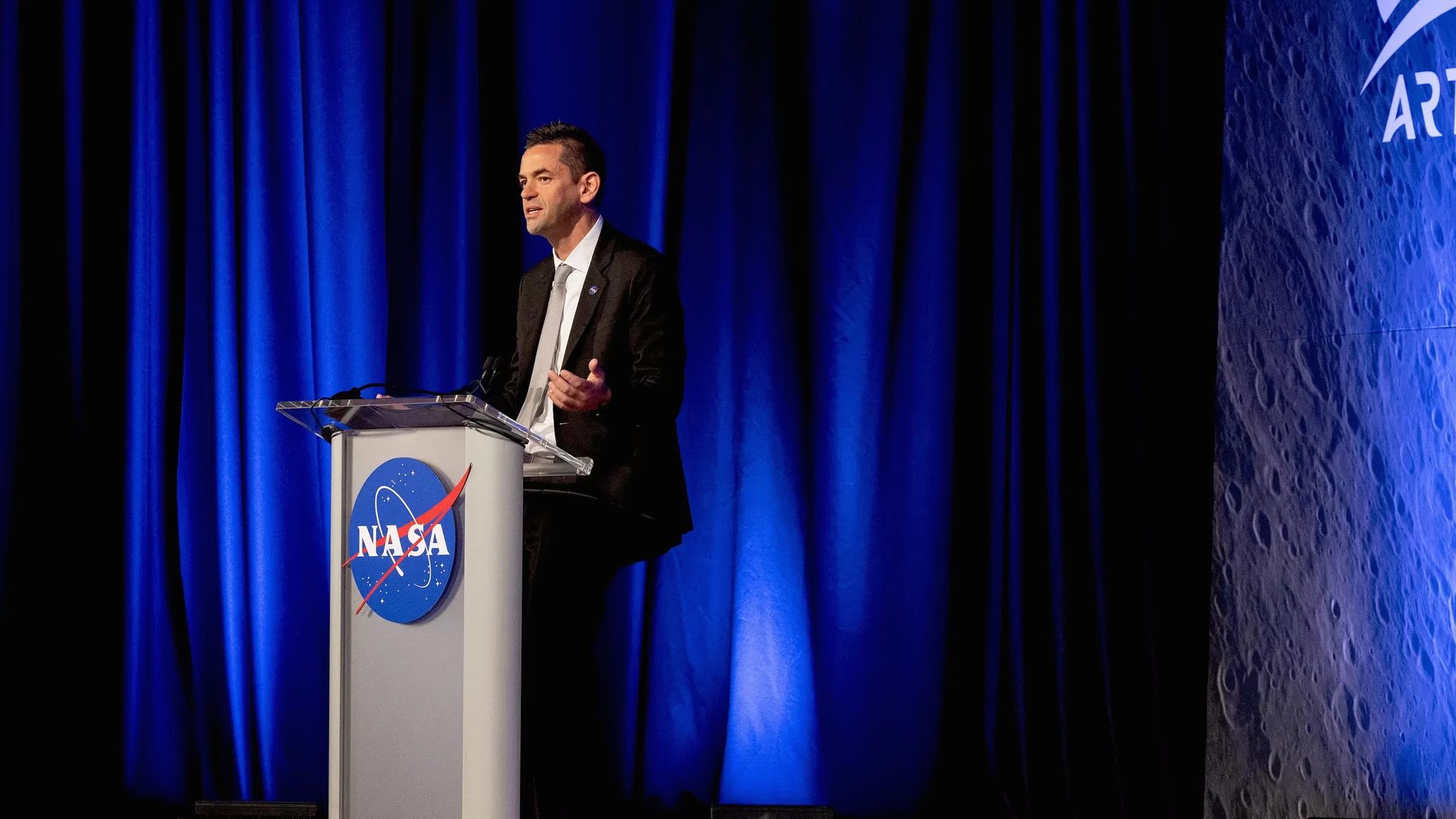 NASA Başkanı Isaacman, Baykonur Uzay Üssü'nde önemli bir tübin etkinliğine