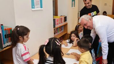 Nilüfer Belediyesi tarafından düzenlenen çocuklara özel kütüphane etkinliğiyle küçükler kitaplarla