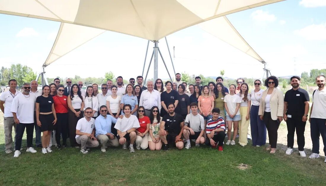 Nilüfer'de düzenlenen Genç Girişimcilik Kampı ile genç girişimcilere destek sağlanarak