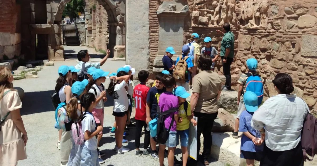 Nilüfer'de yaz tatili atölyeleri başladı. Çocuklar ve gençler için eğitici
