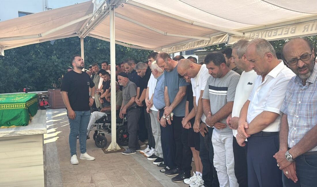 Orhangazi’de gerçekleşen trafik kazasında 1 kişi hayatını kaybetti, 3 kişi