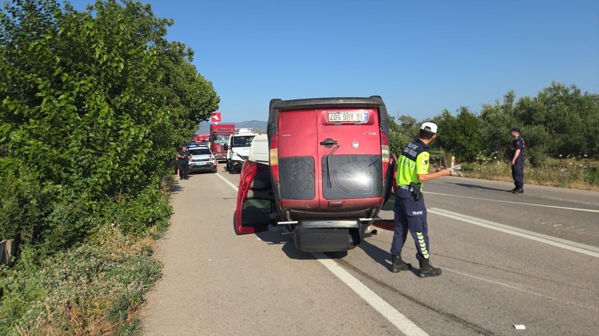 Orhangazi'de gerçekleşen trafik kazasında 2 kişi yaralandı. Olayla ilgili detaylar