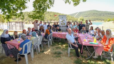 Osmangazi'de Alzheimer hastaları için düzenlenen gündüz bakım pikniği ile sevdiklerinizle