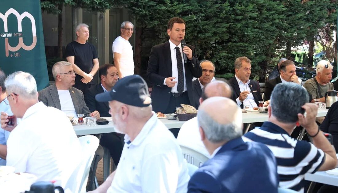 Osmangazi’de düzenlenen Mahalle Buluşması yoğun katılım ile gerçekleşti. Toplantıda yerel