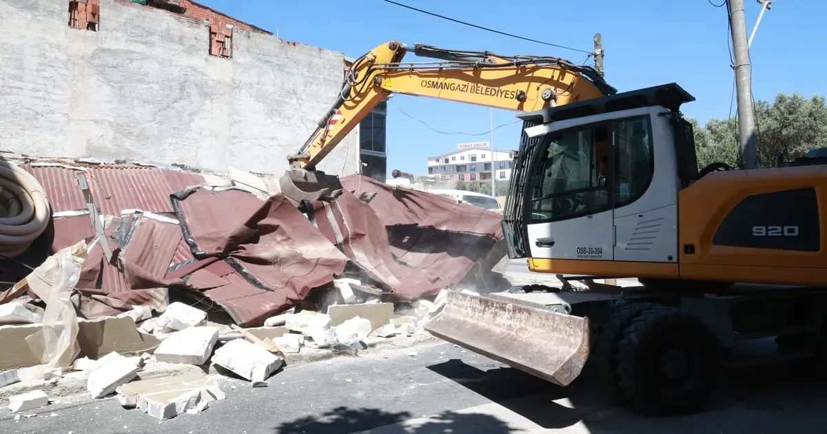 Osmangazi'de ruhsatsız depo yıkımı hakkında detaylı bilgi ve resmi işlemler