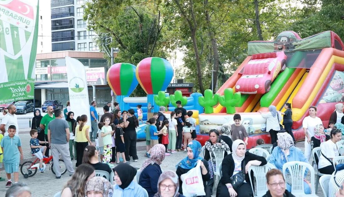 Osmangazi'de düzenlenen Yaz Şenlikleri ile eğlence ve kültür dolu anlar