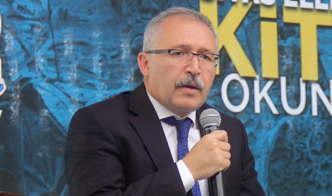 Özgür Özel yeni partisini duyurdu, ismindeki CHP olmadan, siyasi gelecek