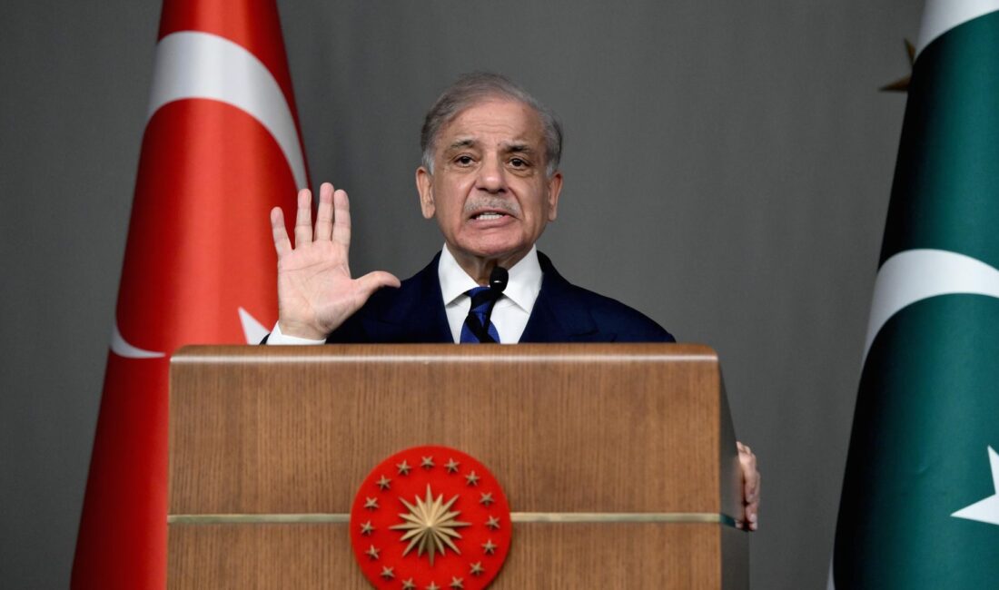 Pakistan ve Türkiye, güçlü bağlar ve ortaklık vurgusuyla bölgesel dayanışmayı