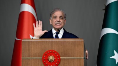 Pakistan ve Türkiye, güçlü bağlar ve ortaklık vurgusuyla bölgesel dayanışmayı