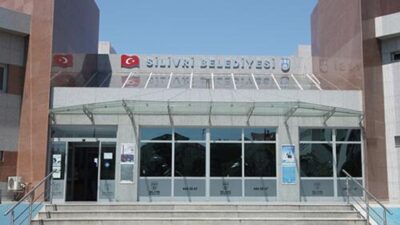 Silivri'de CHP İlçe Başkanı gözaltında, yolsuzluk soruşturması genişliyor. Detaylar ve