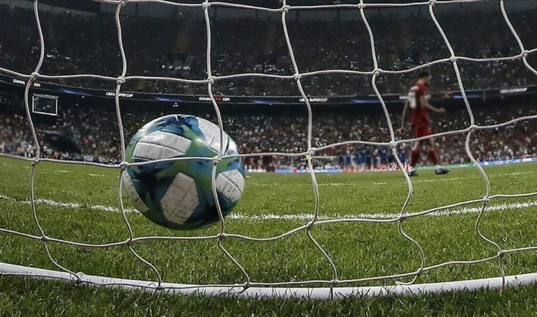 Süper Lig'de yeni oyun kurallarıyla tanışın. Güncel düzenlemeleri keşfedin ve