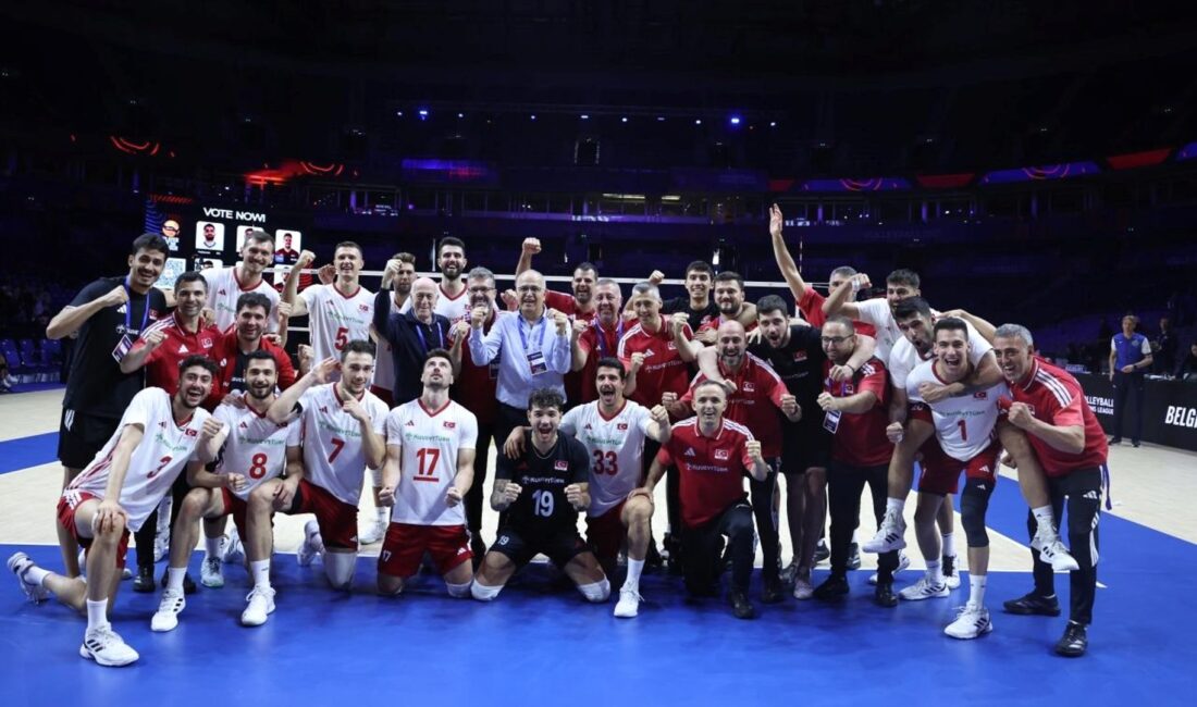 Türkiye VNL'de tarihi başarı! İlk kez çeyrek finale yükselen millilerimizle