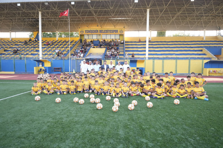 Yaz Spor Okulu ile Çocuklar Spora Yöneliyor