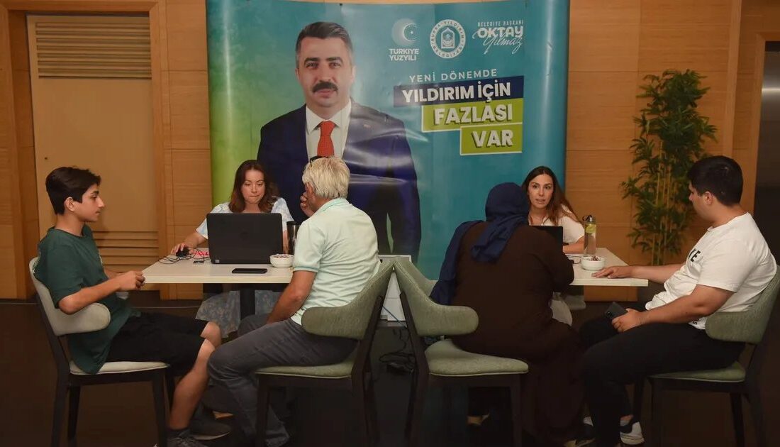 Yıldırım Belediyesi, öğrencilere ücretsiz LGS danışmanlığı hizmeti sunarak sınava hazırlık