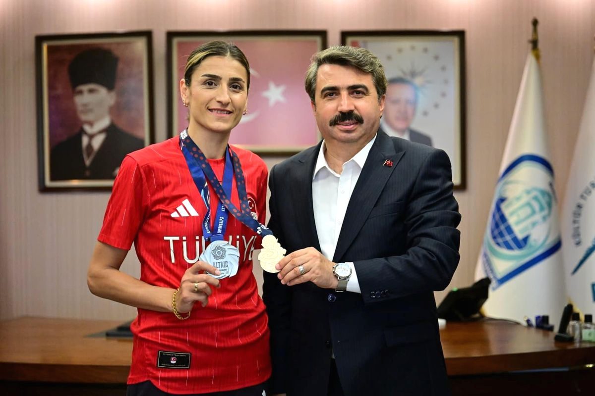 Yıldırım'da sporcuların uluslararası arenadaki başarılarını detaylandıran bu içerik, spora verdiği