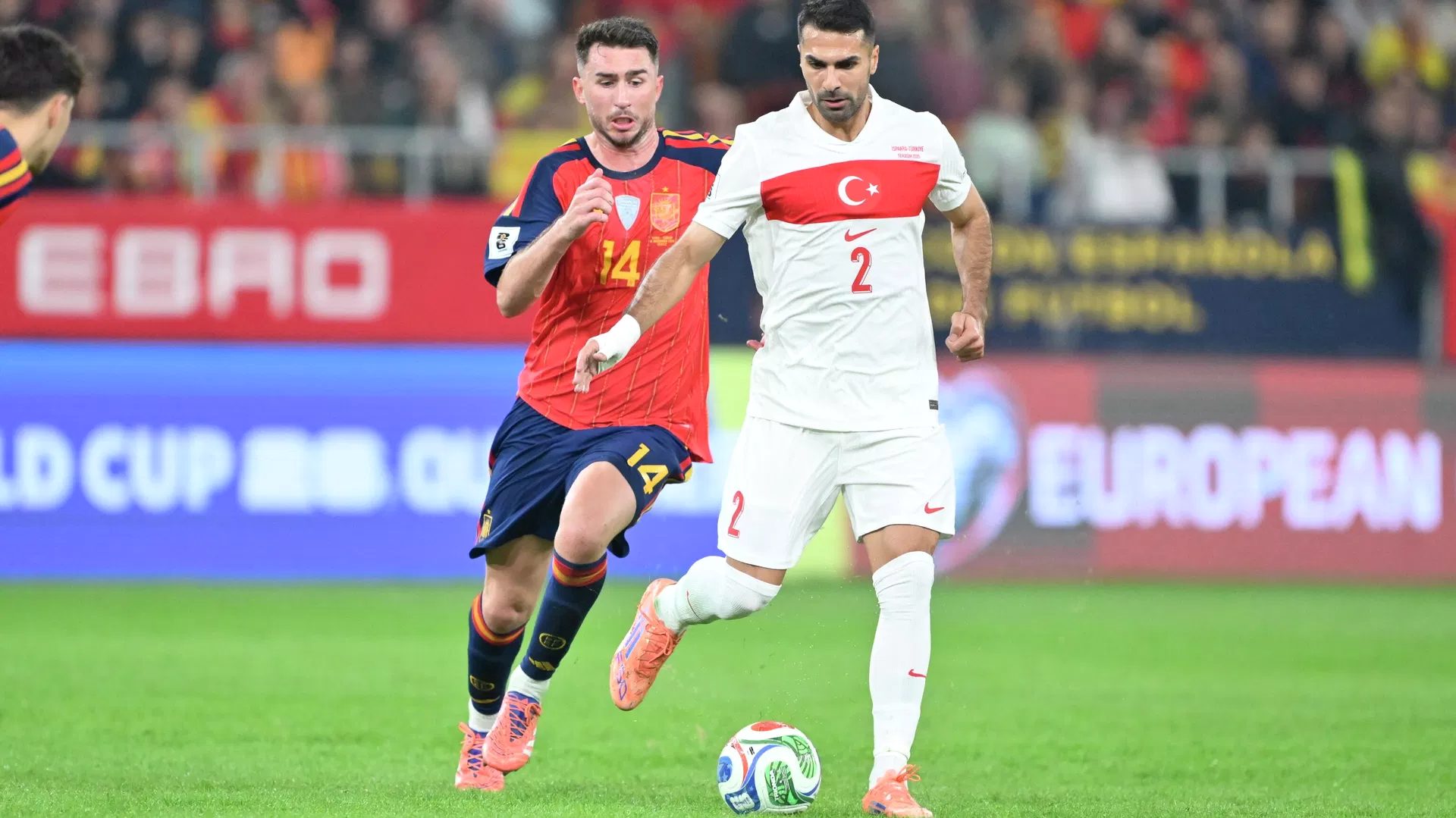 Zeki Çelik'in milli takıma transferiyle takımımıza güç kattı, başarı yolunda