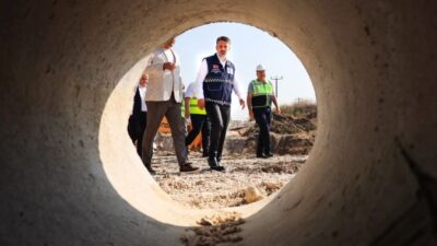 Bursa Büyükşehir Belediyesi Başkan Vekili Şahin Biba, Osmangazi’de imalatı süren