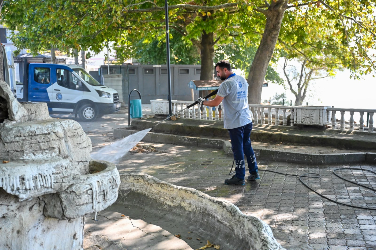 Bursa Gölyazı’da Temizlik Çalışmaları