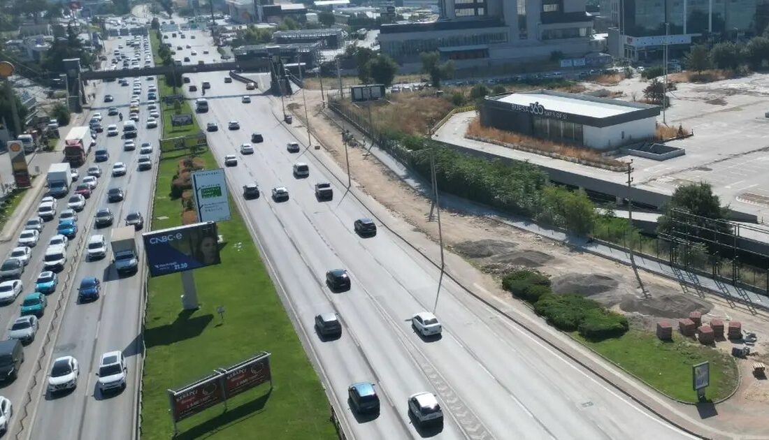 Bursa Odunluk'ta altyapı ve kaldırım çalışmaları tamamlandı, kentsel altyapı iyileştirildi.