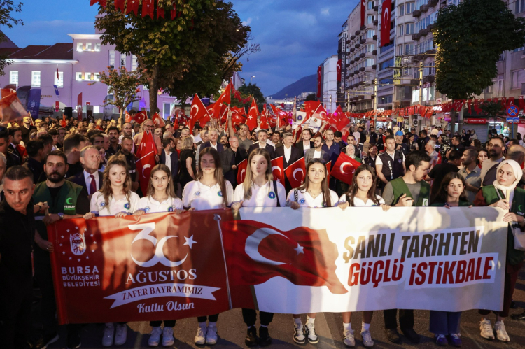 Bursa'da 30 Ağustos Zafer Anısı