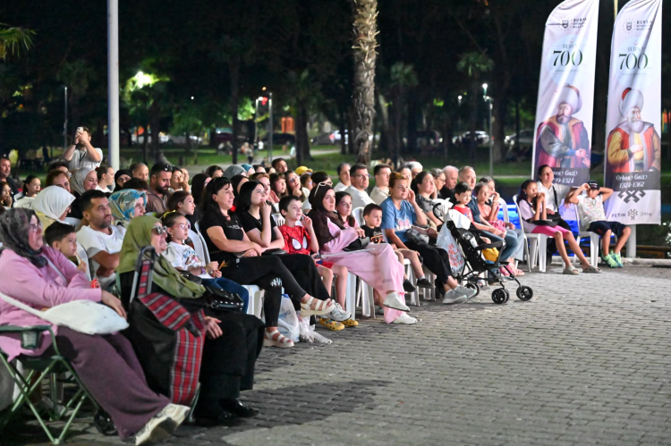 Bursa'da Açık Hava Sinema Keyfi
