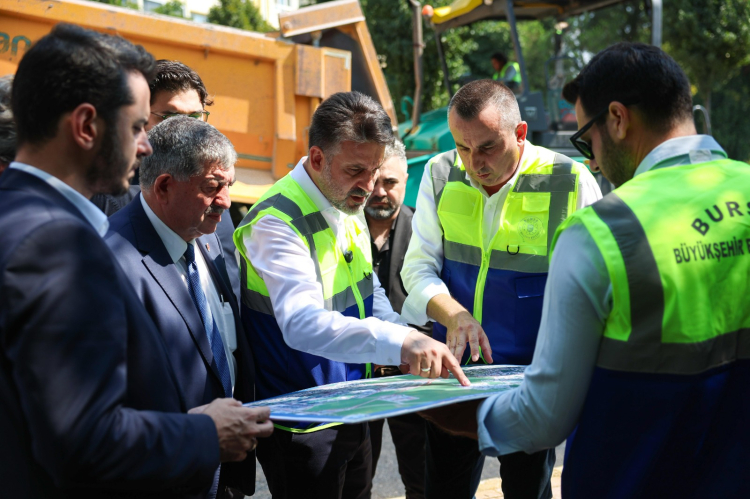 Bursa'da Altyapı ve Ulaşım Çalışmaları Sürüyor