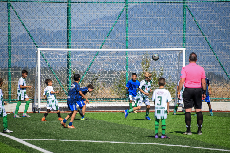 Bursa'da amatör futbol turnuvası düzenlendi