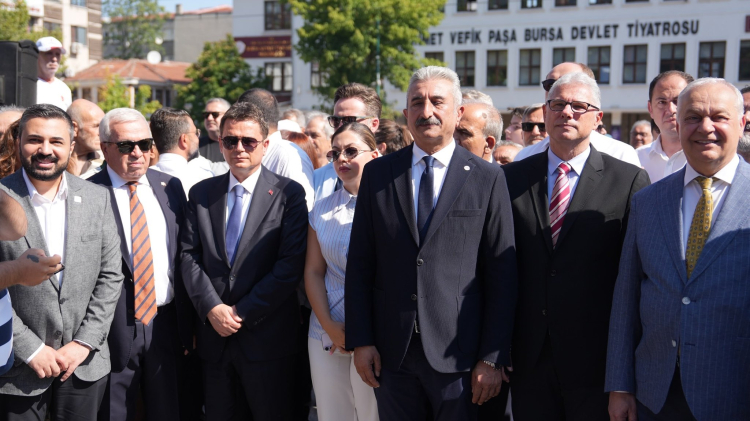 Bursa'da Belediye Başkanları YENİ Parti'ye Geçti