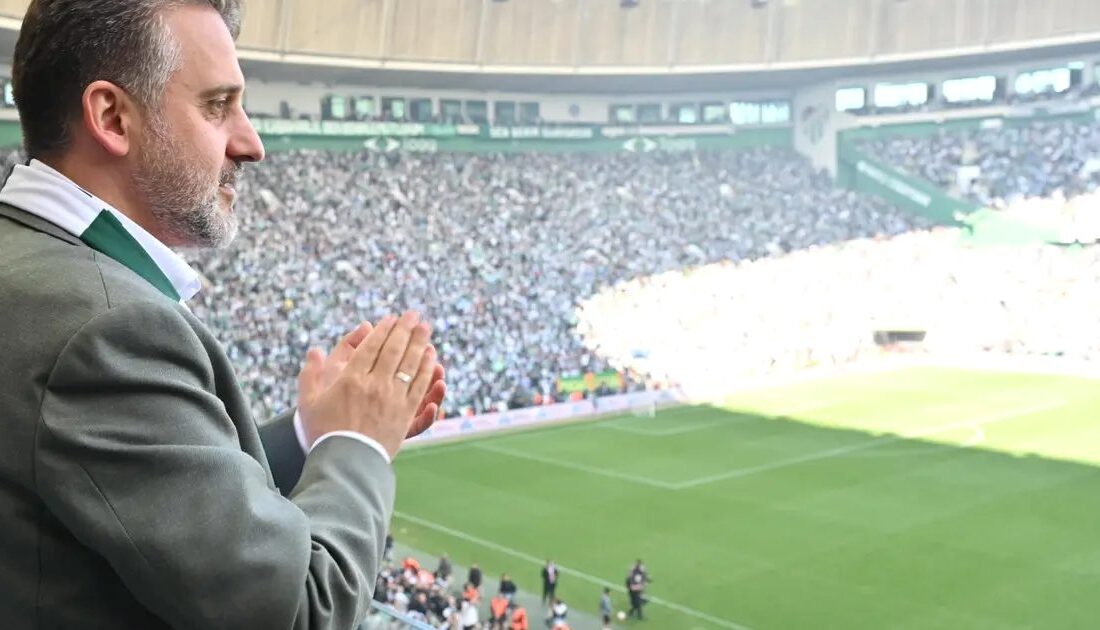 Bursa'da Bursaspor'a destek mesajları ve moral verici sözler ile takıma