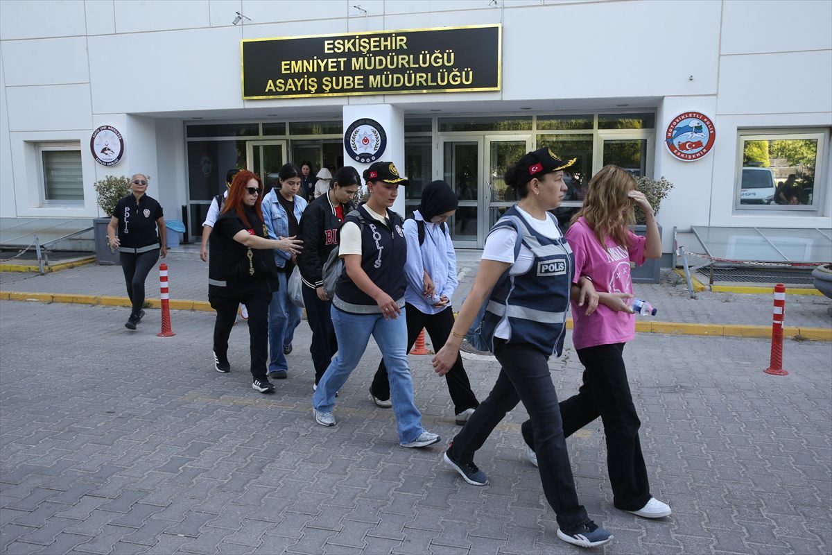 Bursa'da düzenlenen büyük dolandırıcılık operasyonuyla ilgili detaylar ve gelişmeler, resmi